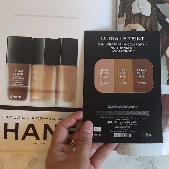 Harper Bazaar's The Home Issue Emily Ratajkowski Nov 2022 w/ sample inside - Picture 5 of 7